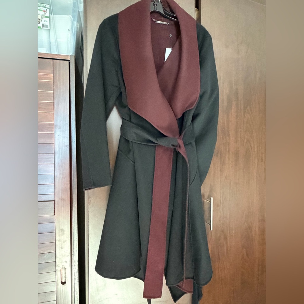 DVF Diane von Furstenberg Jenna Wrap Coat Knee length Black Burgundy Reversible - Picture 2 of 7